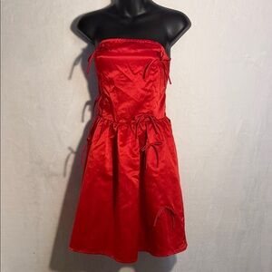SHEIN Red Strapless Tie-Accent Party Dress